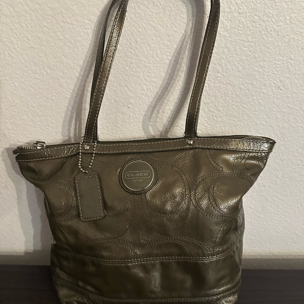 Coach Est. 1941 Signature C-Stitched Olive Bag - Picture 2 of 13
